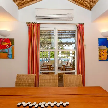 Barrancos Cip Villa Albufeira